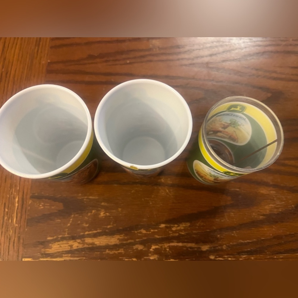 John Deere Green and Yellow Drinkware Set - Picture 3 of 4